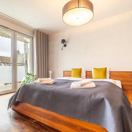Czysta 2 By Homeprime Apartamento Breslavia